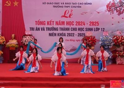 Trường THPT Chuyên Cao Bằng tổ chức Lễ Tổng kết năm học 2024–2025