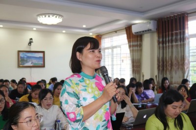 Trường THPT Chuyên tổ chức Hội nghị  viên chức và người lao động  năm học 2025-2026