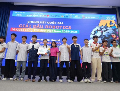 Gieo mầm công nghệ, gặt hái thành công: Học sinh Chuyên Cao Bằng chinh phục Robotics for Good 2025–2026